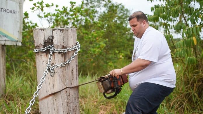 Ex-deputado Jeferson Alves, conhecido por romper corrente na BR-174, sinaliza retorno à política em 2026