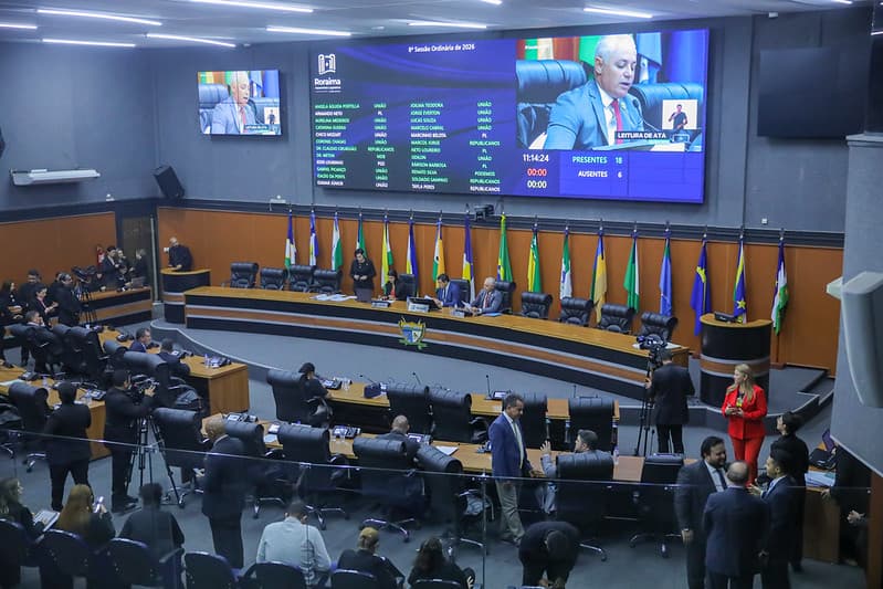 Deputados prorrogam liquidação da Cerr e aprovam pacote do governo com novos cargos e manutenção de secretarias extraordinárias