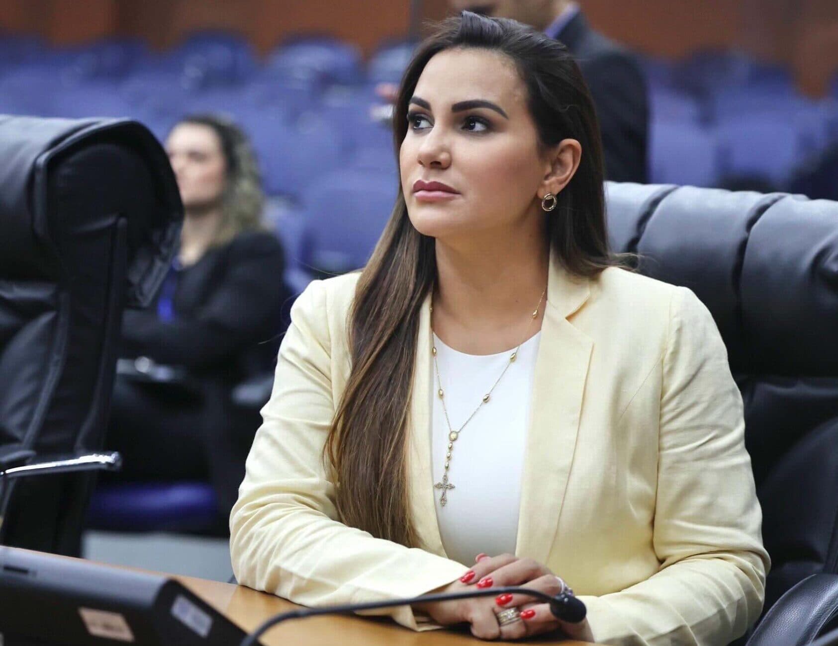 Joilma Teodora apresenta projeto para oferecer CNH gratuita a jovens de baixa renda